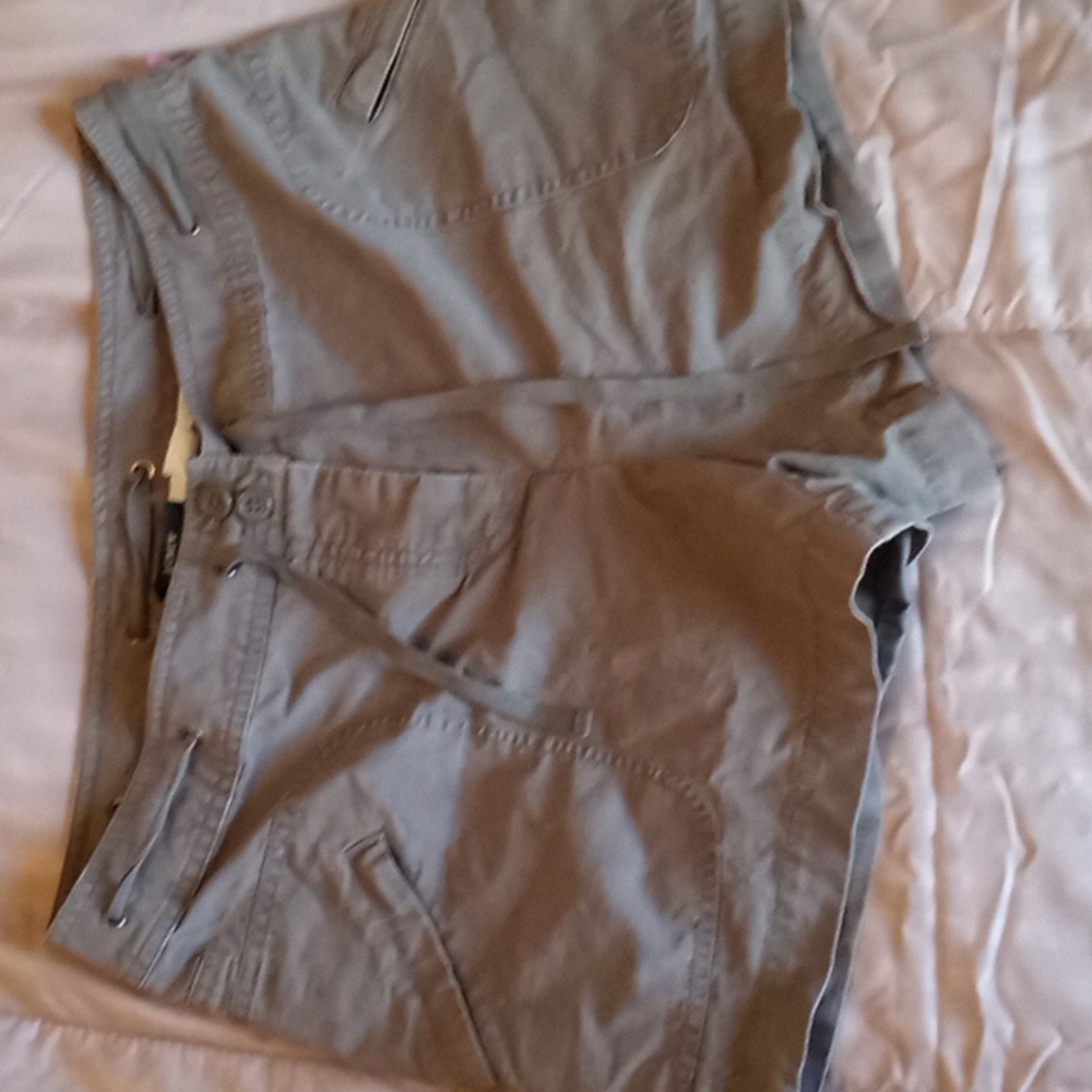 J.CREW khaki shorts, sz 4.